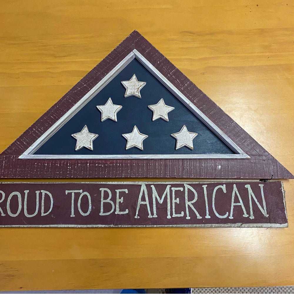 Patriotic Wooden Wall Decor